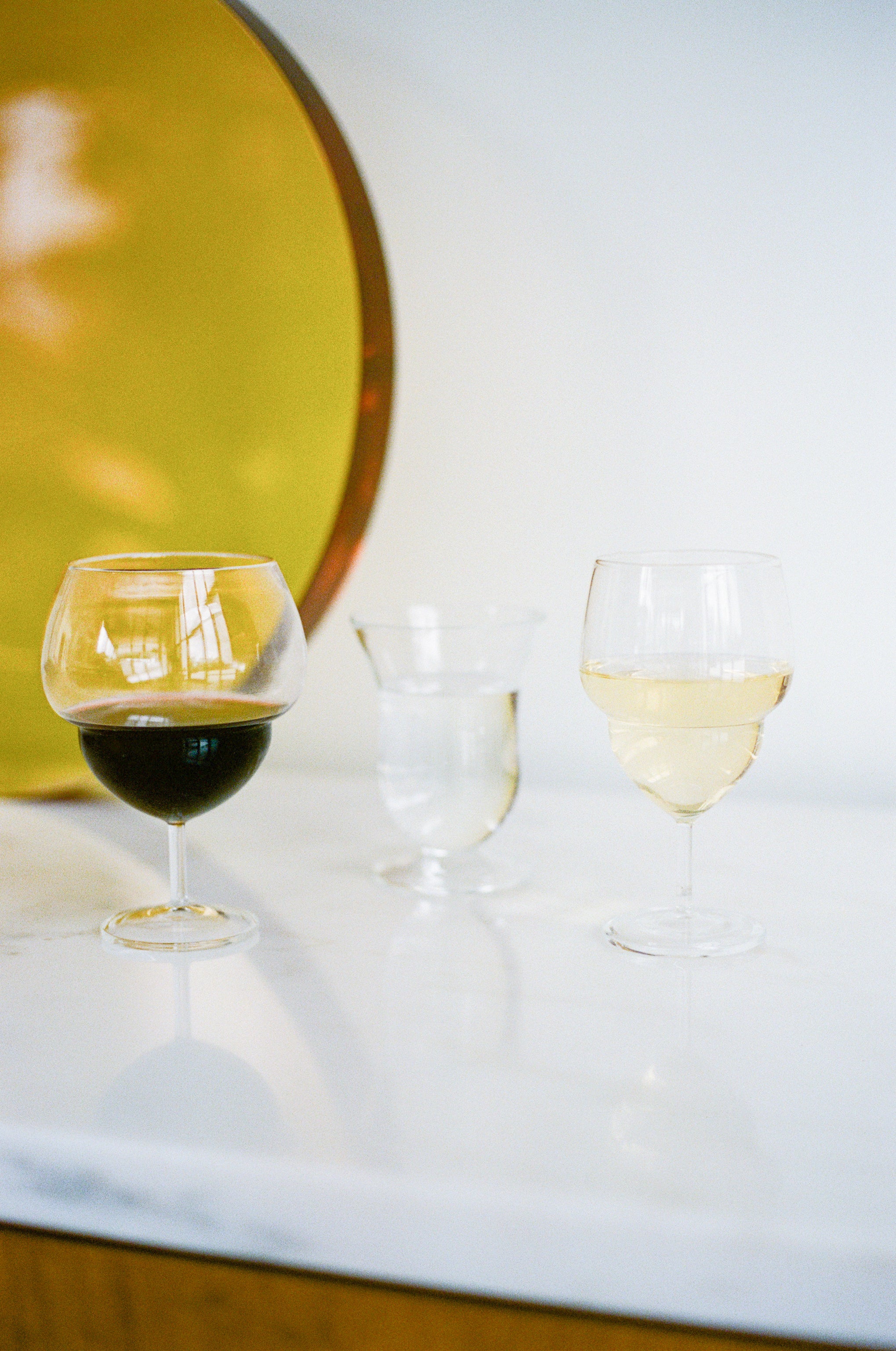 unique stemware for drinking - clear curvy wine glasses