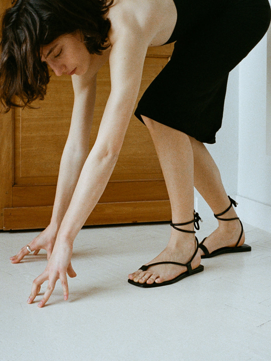 【関税込み】Elisa Sandals - Carel - Leather - Black Vince Elisa Leather Sandal Women's | eBay