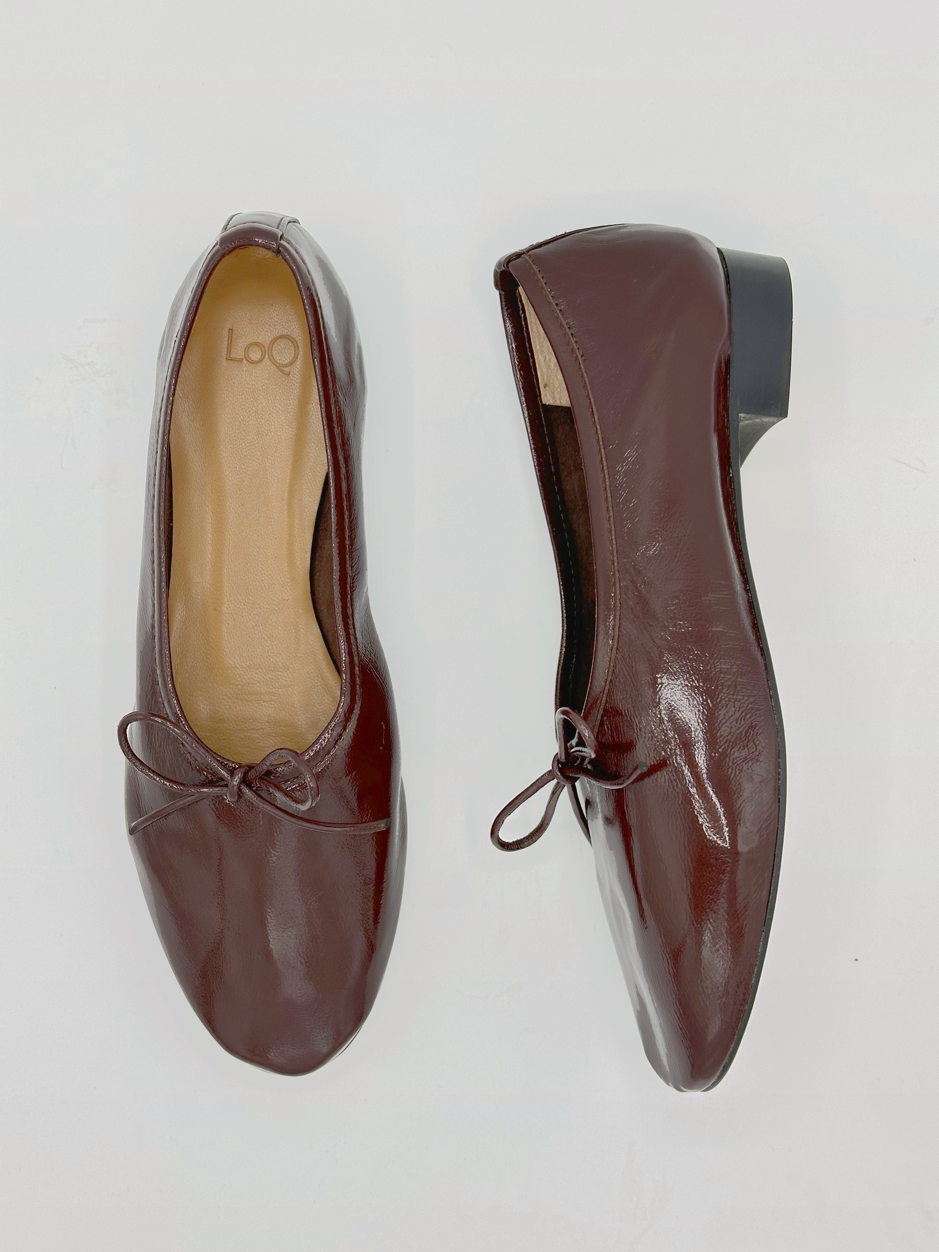 Valentina in Cherrywood Patent