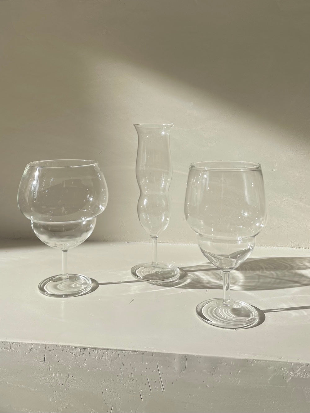 unique stemware for drinking - clear curvy glass champagne flute