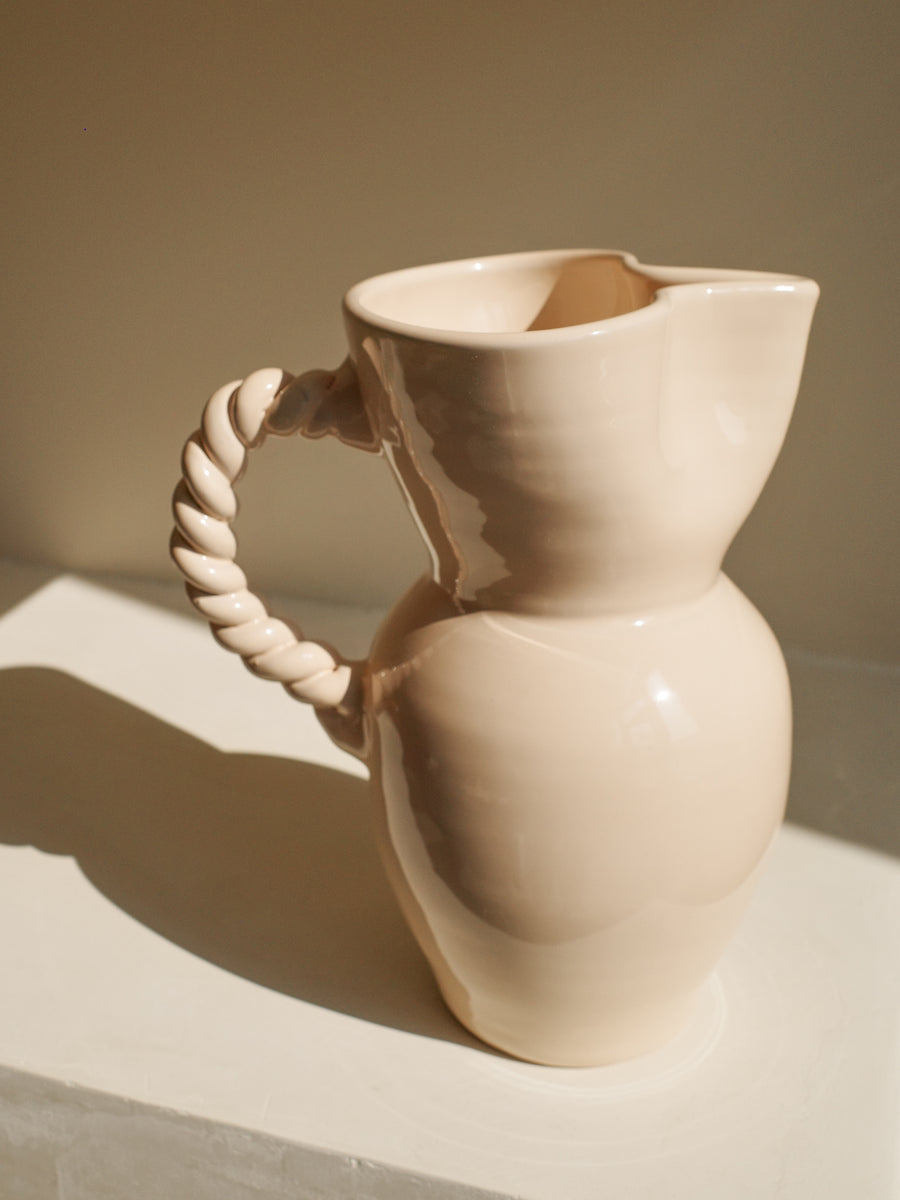 Amosfun Ceramic Pitcher Vase Flower Pot with Handle White Decora 並行輸入品 Handmade Pitcher with Tumblers