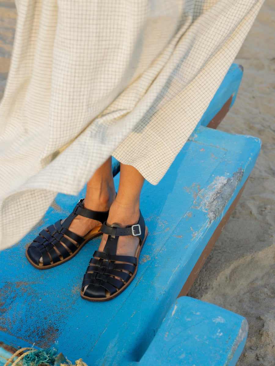 Rio in Black | LOQ.US